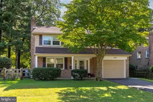 8113 Winston Rd, Philadelphia, PA 19118 - Photo 3