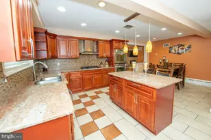 1735 Emerson St, Philadelphia, PA 19152 - Photo 23