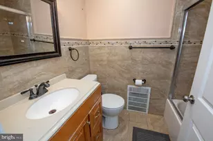 1735 Emerson St, Philadelphia, PA 19152 - Photo 3