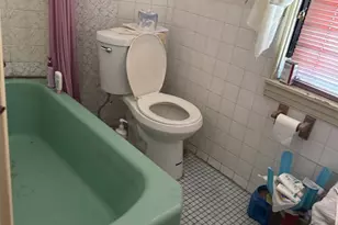 332 N 10th St, Philadelphia, PA 19107 - Photo 15