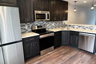 2543 Manton St, Philadelphia, PA 19146 - Photo 9