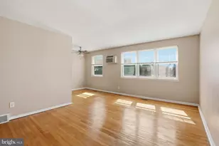 12564 Knights Terrace, Philadelphia, PA 19154 - Photo 5