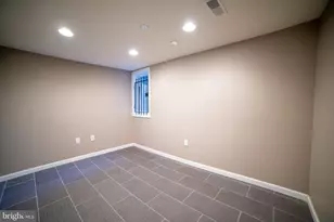 1631 W Diamond St, Philadelphia, PA 19121 - Photo 5