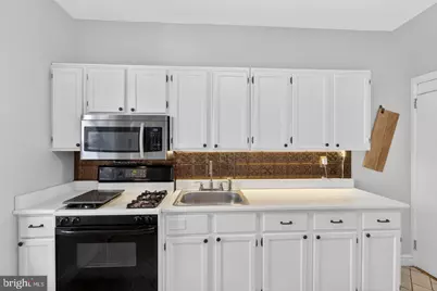 892 N Bucknell Street, Philadelphia, PA 19130 - Photo 17