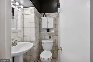 892 N Bucknell St, Philadelphia, PA 19130 - Photo 25