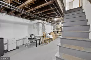 892 N Bucknell St, Philadelphia, PA 19130 - Photo 31