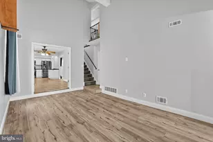 823 Barlow St, Philadelphia, PA 19116 - Photo 3