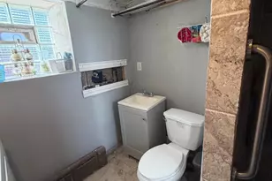 211 E Fisher Ave, Philadelphia, PA 19120 - Photo 13