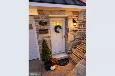 534 Domino Lane, Philadelphia, PA 19128 - Photo 7