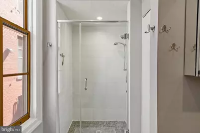 2049 Walnut Street #1R, Philadelphia, PA 19103 - Photo 15