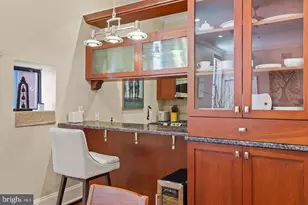 2049 Walnut St, Philadelphia, PA 19103 - Photo 7