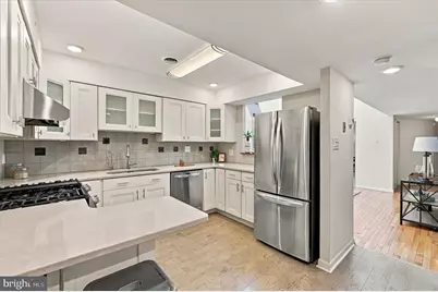 2014 Naudain Street, Philadelphia, PA 19146 - Photo 3