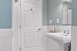1027 N 4th St, Philadelphia, PA 19123 - Photo 19