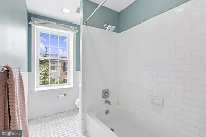 1027 N 4th Street #T, Philadelphia, PA 19123 - Photo 23
