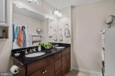 112 N 2nd Street #5B2, Philadelphia, PA 19106 - Photo 15