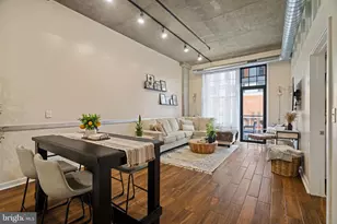 112 N 2nd St, Philadelphia, PA 19106 - Photo 3