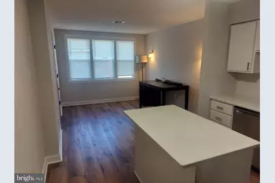 934 W Porter Street, Philadelphia, PA 19148 - Photo 1