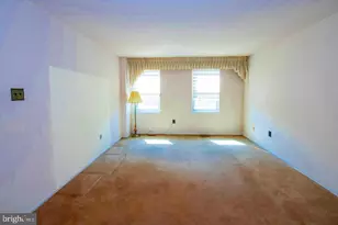 12074 Abby Rd Rd, Philadelphia, PA 19154 - Photo 11
