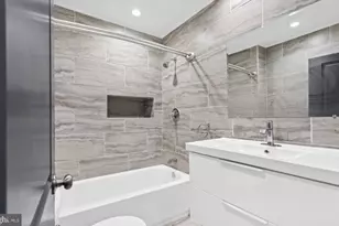 1452 S Etting St, Philadelphia, PA 19146 - Photo 13