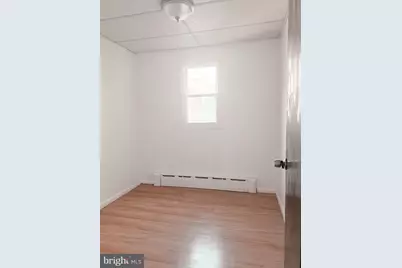 2033 S Watts Street, Philadelphia, PA 19148 - Photo 11