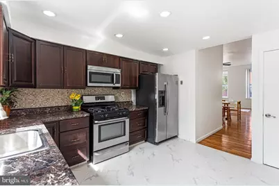1202 Mt Vernon Street, Philadelphia, PA 19123 - Photo 7