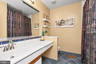 283 Shawmont Ave, Philadelphia, PA 19128 - Photo 17