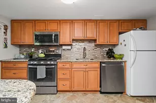 283 Shawmont Ave, Philadelphia, PA 19128 - Photo 5