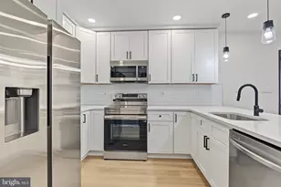 1242 N 15th St, Philadelphia, PA 19121 - Photo 5