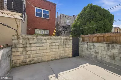 1802 Tree Street, Philadelphia, PA 19145 - Photo 17