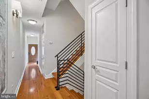 1913 League St, Philadelphia, PA 19146 - Photo 3