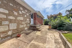 9601 Dedaker St, Philadelphia, PA 19115 - Photo 7