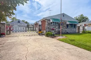 9601 Dedaker St, Philadelphia, PA 19115 - Photo 3