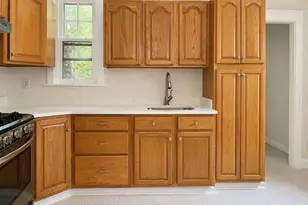 303 E Vernon Rd, Philadelphia, PA 19119 - Photo 9