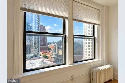 1324 Locust Street #1120, Philadelphia, PA 19107 - Photo 5