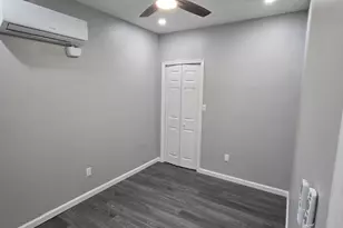 1615 S Conestoga St, Philadelphia, PA 19143 - Photo 5