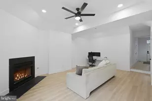 921 N Hancock St, Philadelphia, PA 19123 - Photo 37