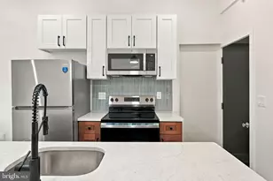 2645 N 8th St, Philadelphia, PA 19133 - Photo 9