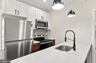 2645 N 8th St, Philadelphia, PA 19133 - Photo 11