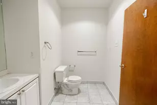 1411-1 Walnut St, Philadelphia, PA 19102 - Photo 25
