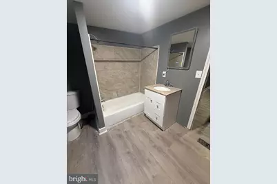 1016 W Arizona Street, Philadelphia, PA 19133 - Photo 11