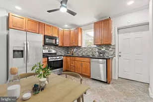 1338 S Hicks St, Philadelphia, PA 19146 - Photo 5