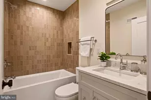 960 N 6th St, Philadelphia, PA 19123 - Photo 23