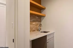 960 N 6th St, Philadelphia, PA 19123 - Photo 35