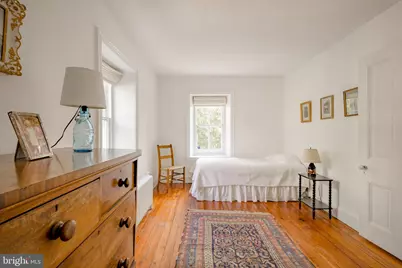 134 W Highland Avenue, Philadelphia, PA 19118 - Photo 23
