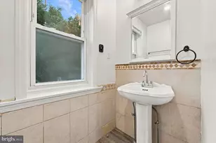 482 Martin St, Philadelphia, PA 19128 - Photo 11