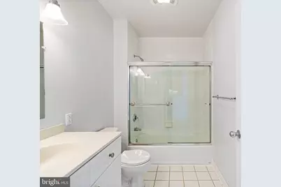 1900 Hamilton Street #D12, Philadelphia, PA 19130 - Photo 15
