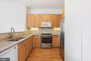 1900 Hamilton St, Philadelphia, PA 19130 - Photo 11
