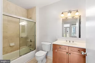 1900 Hamilton St, Philadelphia, PA 19130 - Photo 11