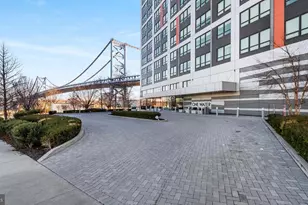 235 N Columbus Blvd, Philadelphia, PA 19106 - Photo 31