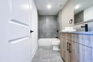 1316 N Front St, Philadelphia, PA 19122 - Photo 13